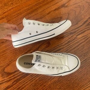 Converse women’s slip on 6.5 euc